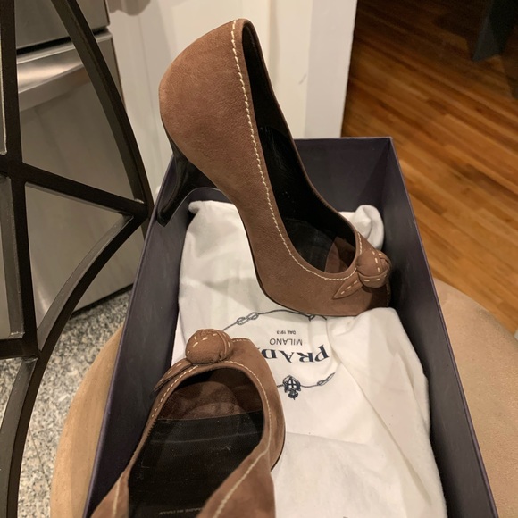 Prada brown suede shoes - Picture 3 of 6